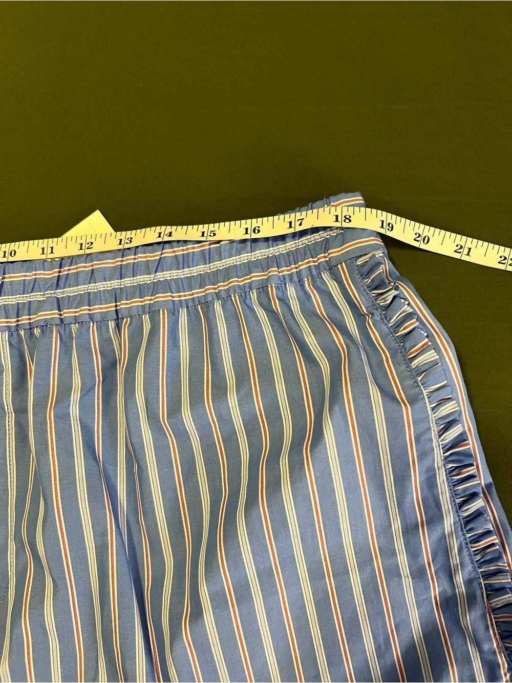 Light Blue Striped Women’s Elastic Waist Shorts with Ruffle Trim Size XL